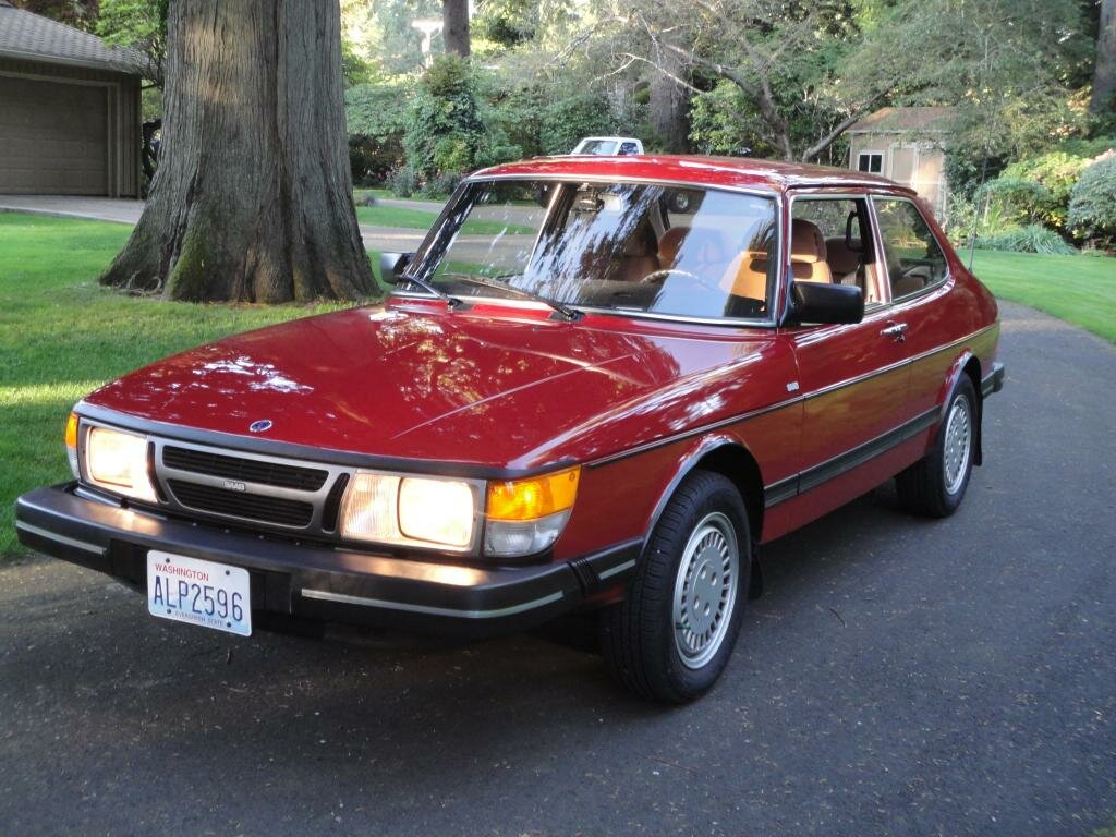 900