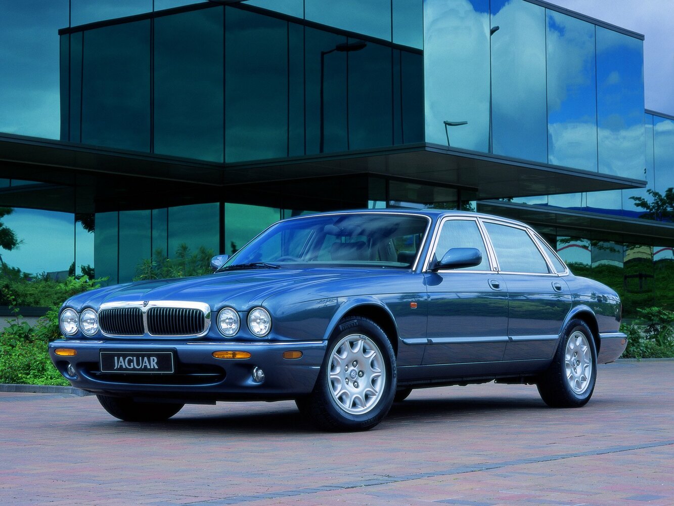 XJ